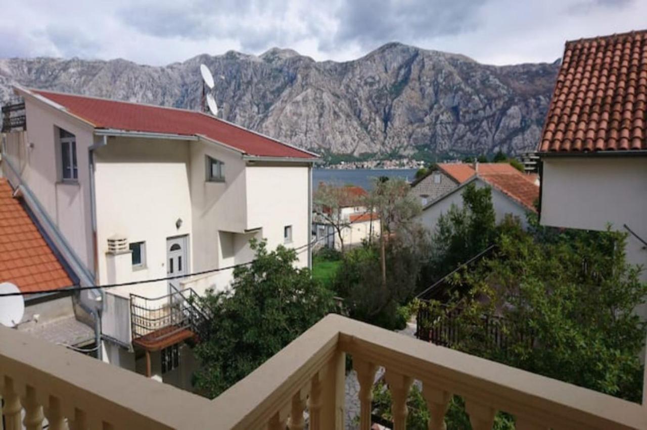 Seaside Apartments And Rooms Kotor Extérieur photo